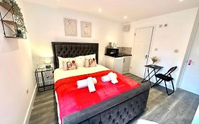Finsbury Park Suites - Arsenal Stadium London